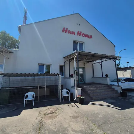 Hunhome Szallas 米什科尔茨