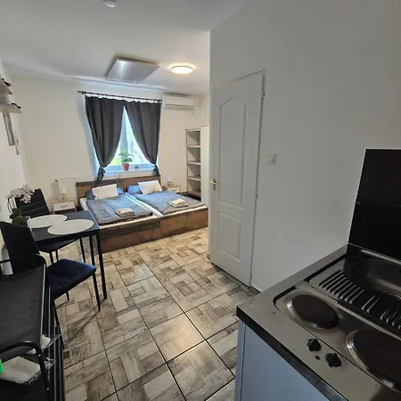 Hunhome Szallas Δωμάτια σε οικογενειακή κατοικία
